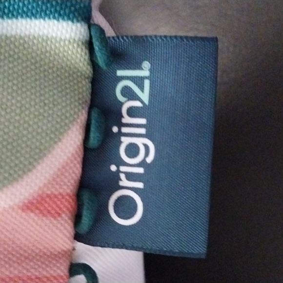 Origin 21 Floral Multi-color Square Throw Pillow - Picture 4 of 8